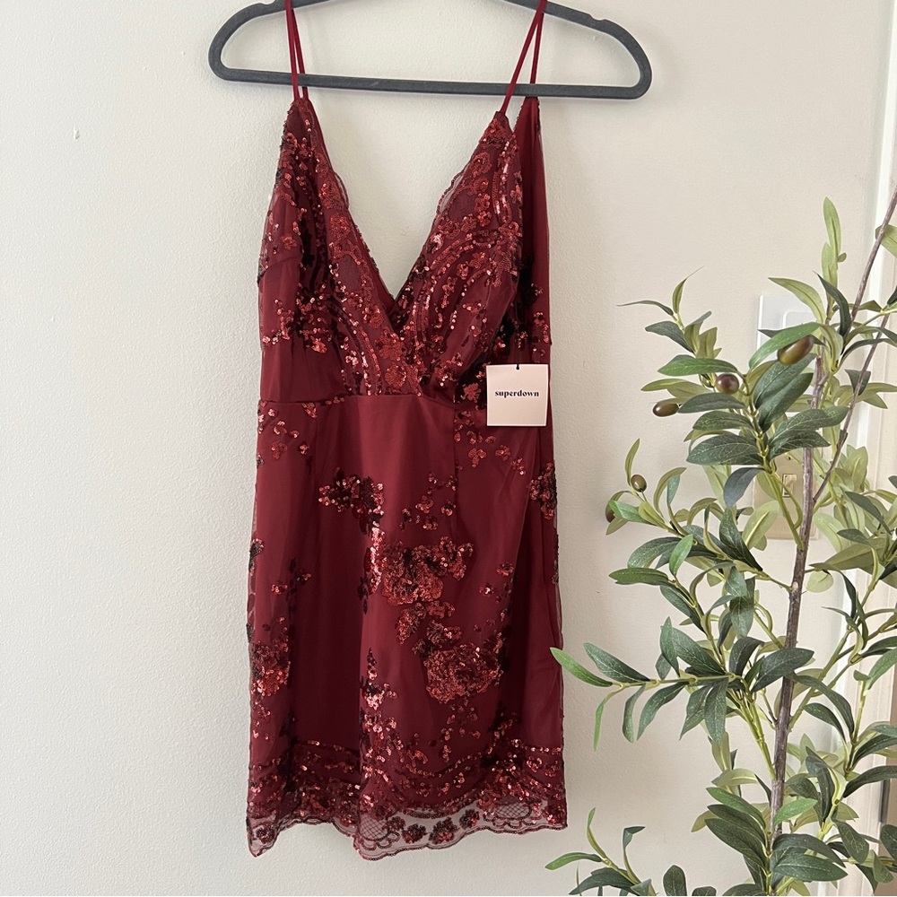 superdown abigal mini dress size M